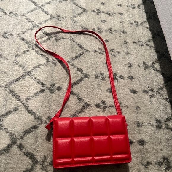 Red purse - Picture 4 of 4